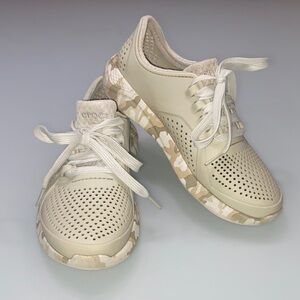 Lite Ride by Crocs women’s camo pacers W6